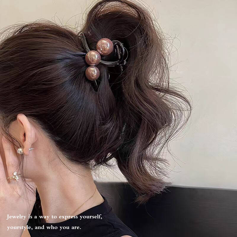 Korean Pearl Cross Hair Claws  - Vintage Fashion Ai recension och pris