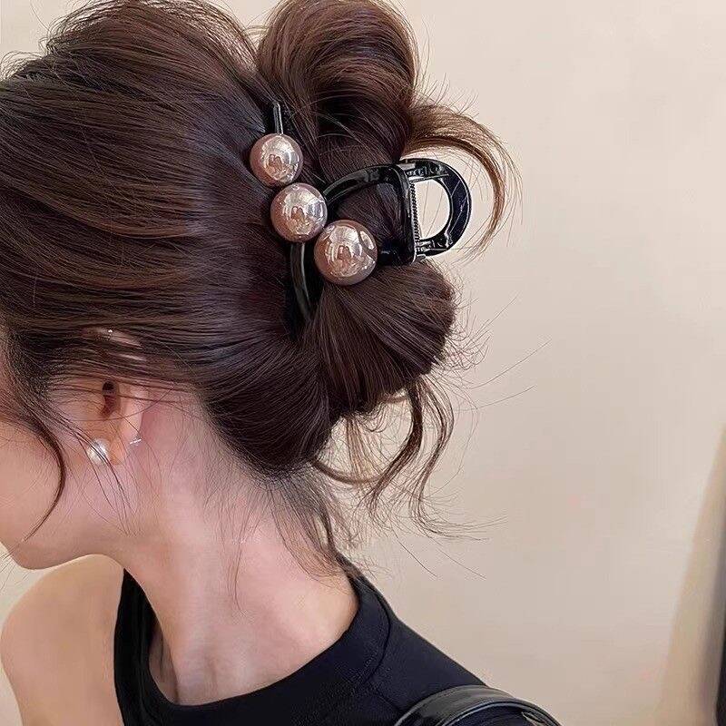 Korean Pearl Cross Hair Claws  - Vintage Fashion Ai recension och pris