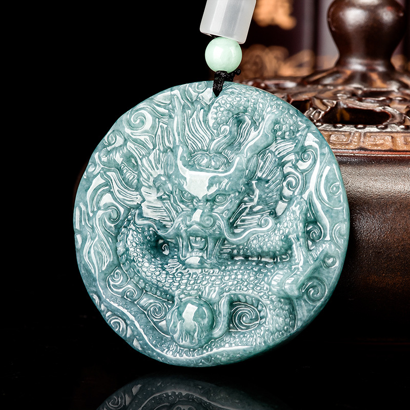 Burmese Jadeite Dragon Pendant - Vintage Fashion For Women recension och pris