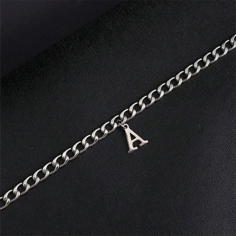 Silver Color A-Z Initial Brace - Z Vintage Fashion recension och pris