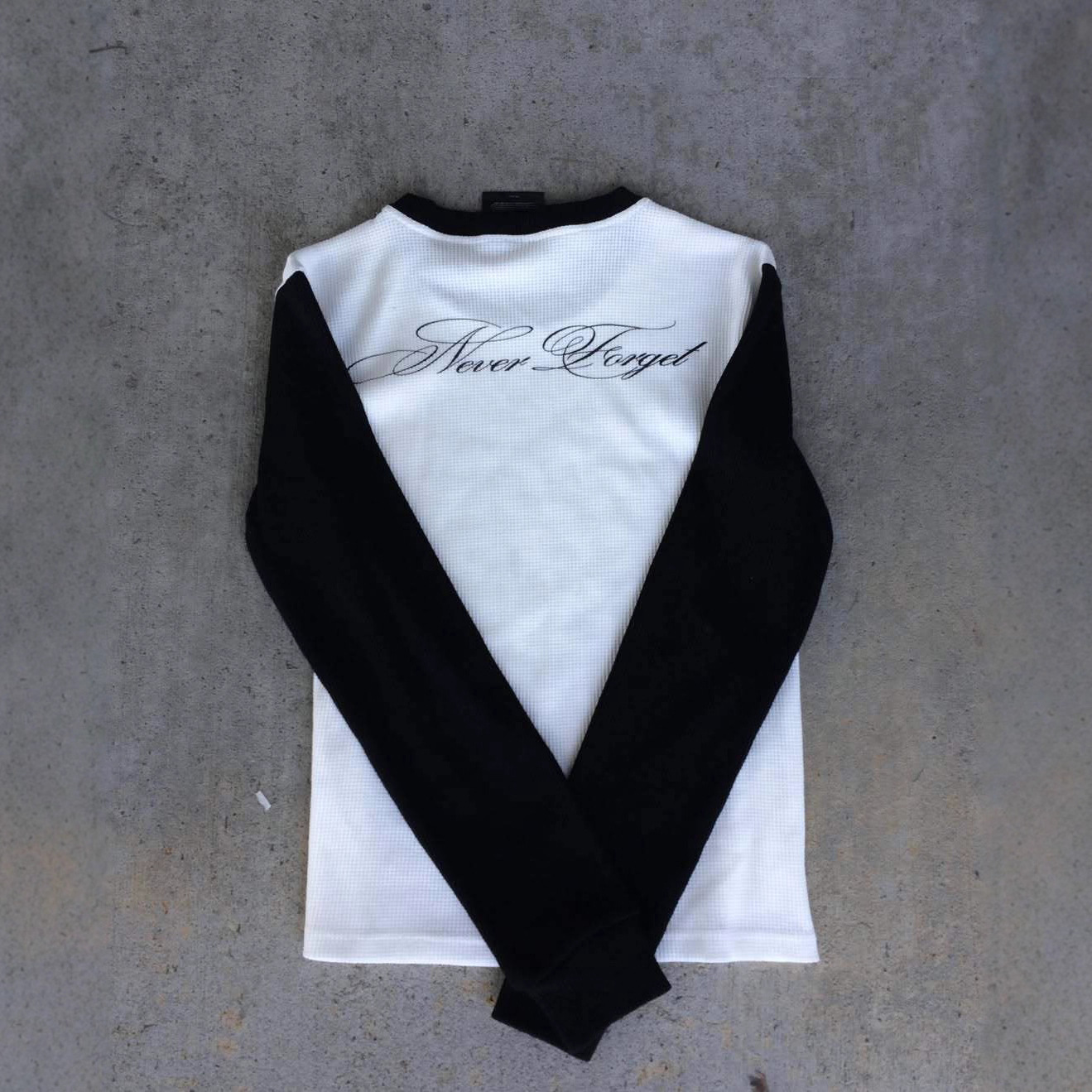 New Long Sleeve T-shirt Dark R - Vintage Y2K recension och pris
